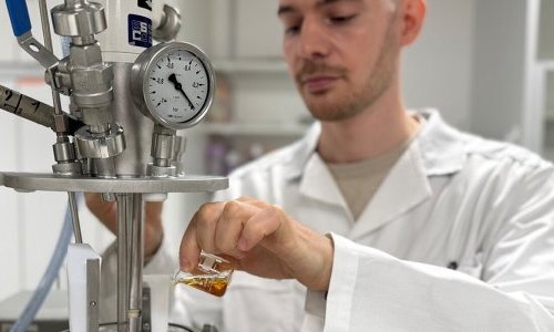 Mibelle Group and LanzaTech pioneer palm oil alternatives from captured CO₂