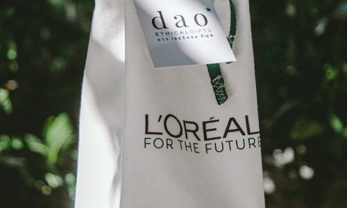 Dao Ethical Gifts creates promotional items that support women