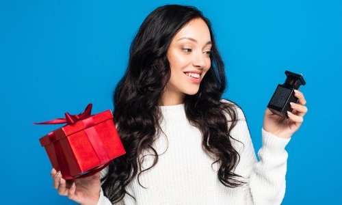 French and U.S. industry groups warn consumers about counterfeit cosmetics