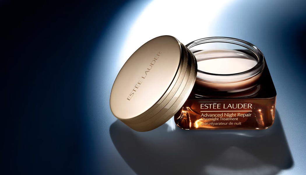 Estée Lauder veut éduquer sur les conséquences du manque de sommeil