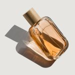 Spécialiste des solutions d'emballage premium personnalisées, Coverpla s'est forgé une place originale au service des marques indépendantes de parfums et cosmétiques en France et dans le monde.