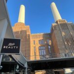 Le premier magasin « Boots Beauty » ouvre à Battersea Power Station à Londres (Photo : Courtesy of Battersea Project Land Company Limited)