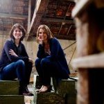 Julie et Marie Bousquet-Fabre, arrières-petites filles du fondateur, sont à la tête de l'entreprise depuis 2010 (Photo : Savonnerie Marius Fabre)