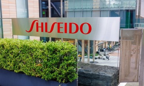 La chute de la consommation en Chine conduit Shiseido dans le rouge en 2024