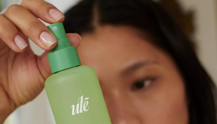 Silgan Dispensing supplies a recycled sprayer to Shiseido's Ulé