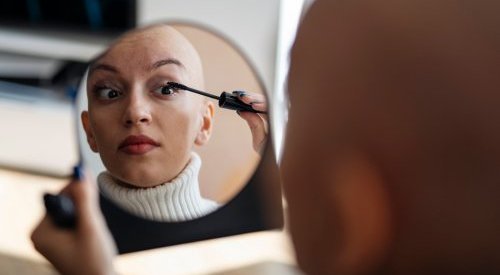 Le rôle méconnu des cosmétiques dans la prise en charge du cancer