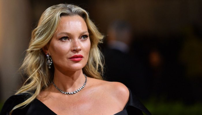 La top model anglaise Kate Moss lance sa marque beauté et bien-être, Cosmoss