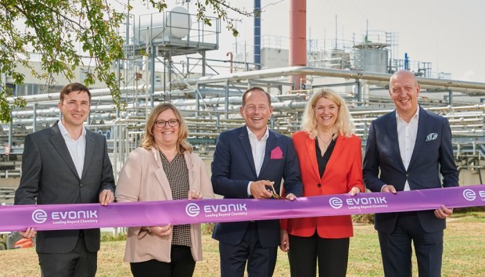 Evonik reduces its climate footprint with new sustainable emollients plant