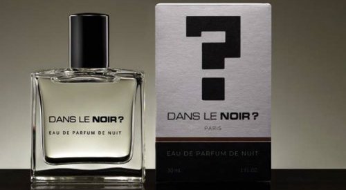 La première fragrance Dans le Noir ? invite le longoza dans le monde du parfum