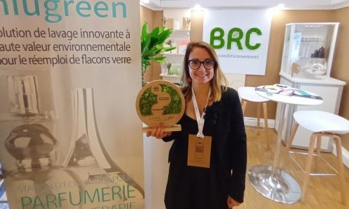 Niugreen, une innovation d'éco-lavage pour le réemploi des flacons de parfum