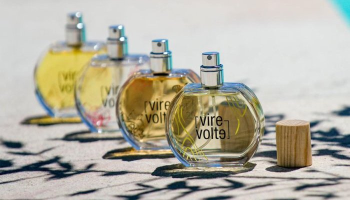 Parfums Virevolte, un flacon et quatre décors signés Coverpla