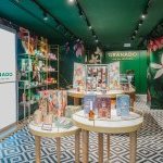 Fin 2023, Granado a rouvert sa première boutique parisienne, dans le quartier du Marais, après des travaux de rénovation destinés à valoriser son offre de parfums et de bougies (Photo : Olivier Wong / Granado)