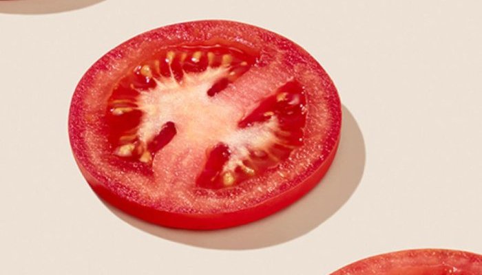 Yes To Tomatoes chooses Cosmogen's Squeeze'n Spatula for their peel-off mask