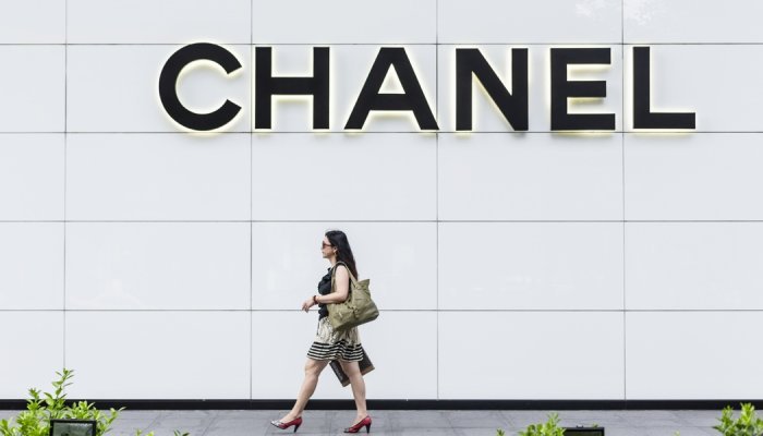 Luxe : Les ventes de Chanel frôlent les 20 milliards de dollars en 2023