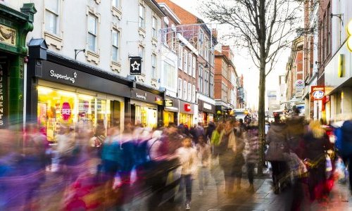 End-of-year shopping: Europeans' overall spending on the rise