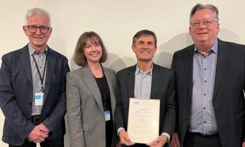 Fred Zülli, fondateur de Mibelle Biochemistry, récompensé par la Swiss SCC