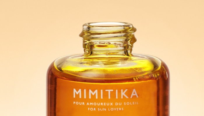 Mimitika chose a bottle from Bormioli Luigi for their first skincare range