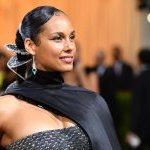 Alicia Keys a dévoilé sa première collection de maquillage en plein Met Gala. (Photo : © Angela Weiss / AFP)