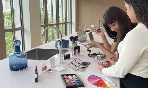 Aircos et Pascual ouvrent un centre d'innovation maquillage à Clichy