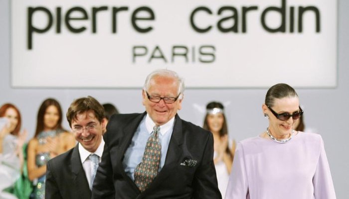 Mort de Pierre Cardin, pionnier des licences de marque